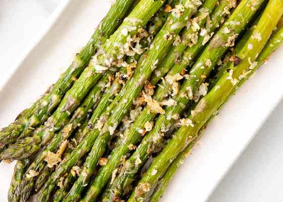 Garlic Parmesan Roasted Asparagus